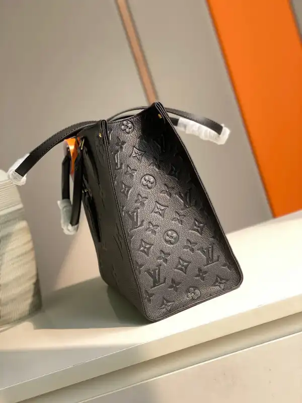 LOUIS VUITTON CABAS ONTHEGO GM