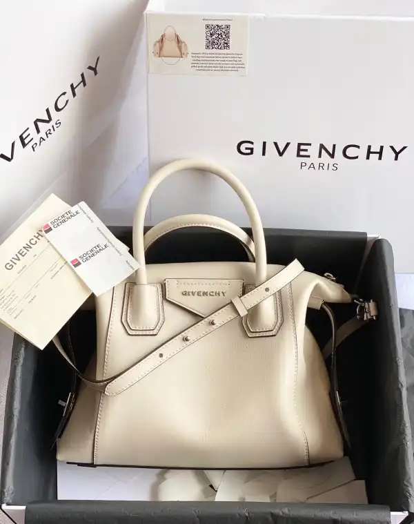 Bagsoffer GIENVCHY ANTIGONA SOFT