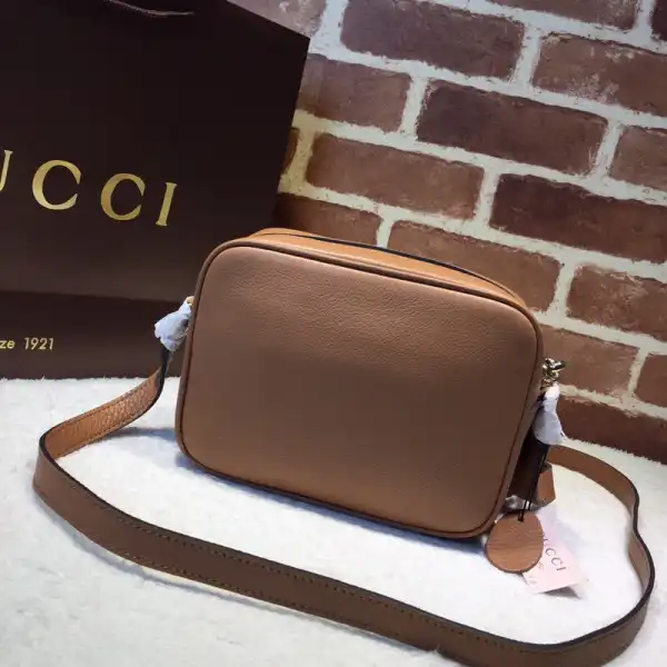 Firstbag Ru GUCCI Soho small leather disco bag