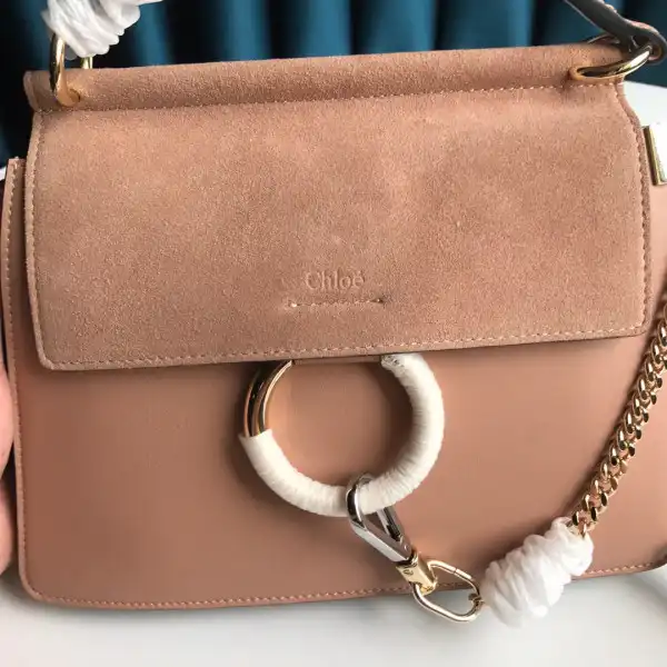 Bagsoffer CHLOE FAYE SMALL PURSE