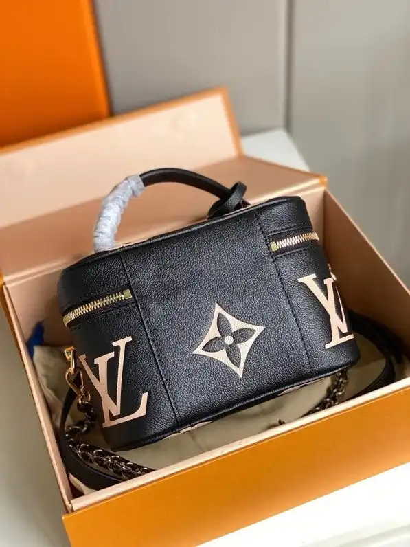 You get luxury for less. Shop now for the best deals on fake Louis bags. LOUIS VUITTON VANITY PM