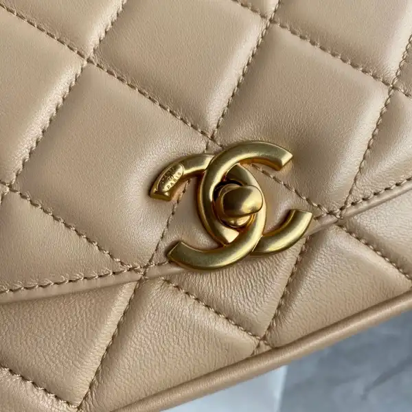 CHANEL SMALL FLAP BAG