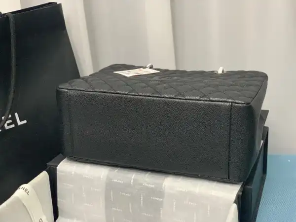 CHANEL TOTE BAG