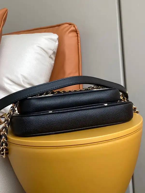 LOUIS VUITTON MULTI POCHETTE ACCESSOIRES