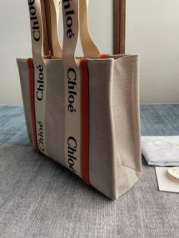 HOT SALE CHLOÉ MEDIUM WOODY TOTE BAG