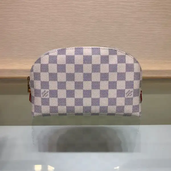 Firstbag Ru LOUIS VUITTON COSMETIC POUCH GM