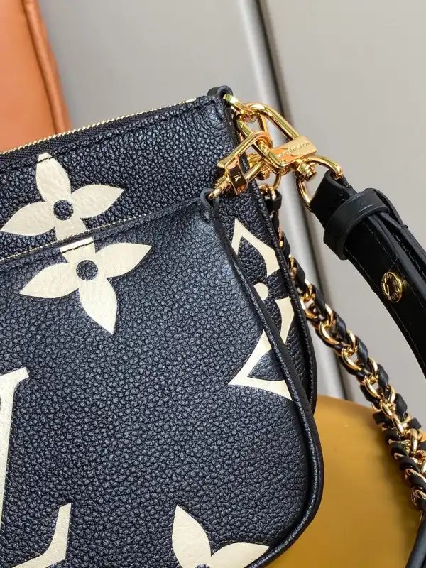 LOUIS VUITTON MULTI POCHETTE ACCESSOIRES