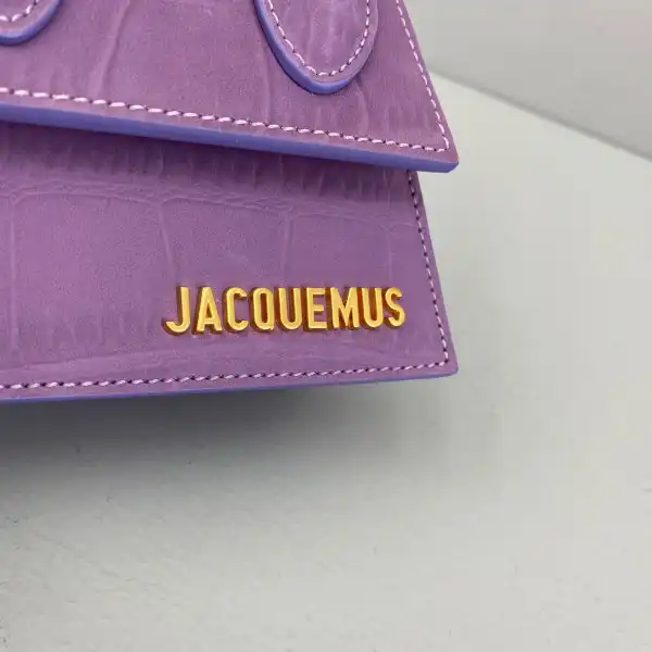 First bag ru JACQUEMUS Le Chiquito Mini Bag