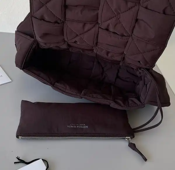 BOTTEGA VENETA Padded Tech Cassette