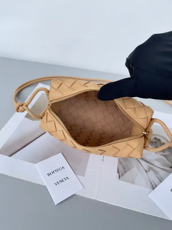 BOTTEGA VENETA Mini Loop Camera Bag