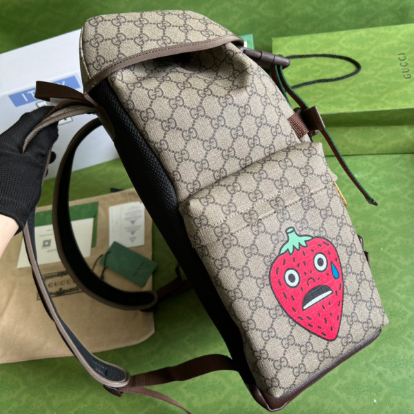 HOT SALE Gucci cat print skateboard backpack