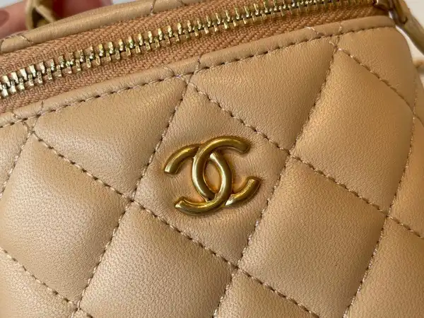 CHANEL VANITY CASE