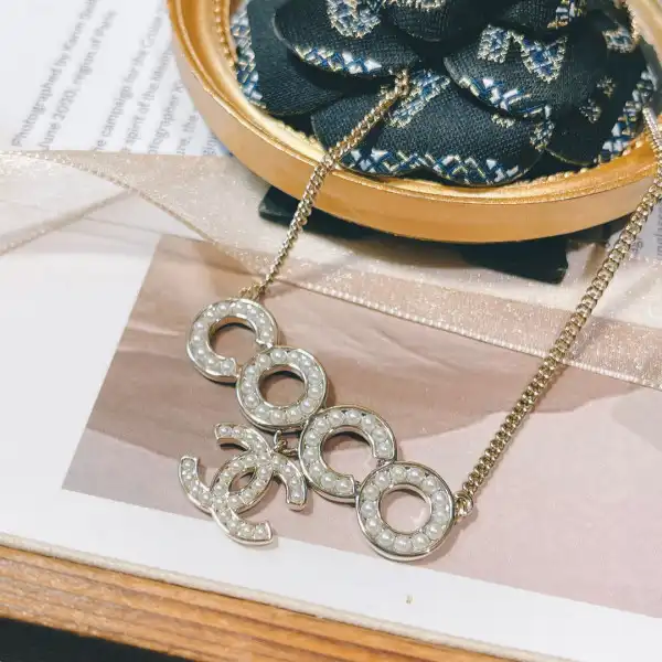 CHANEL NECKLACE