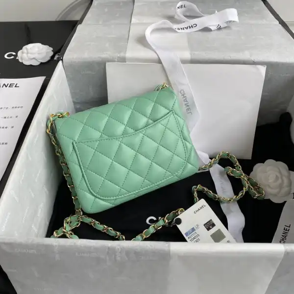 CHANEL FLAP BAG 17CM