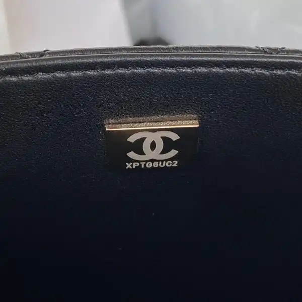 CHANEL SMALL FLAP BAG