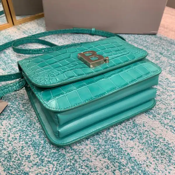 First bag ru BALENCIAGA WOMEN'S B. SMALL BAG