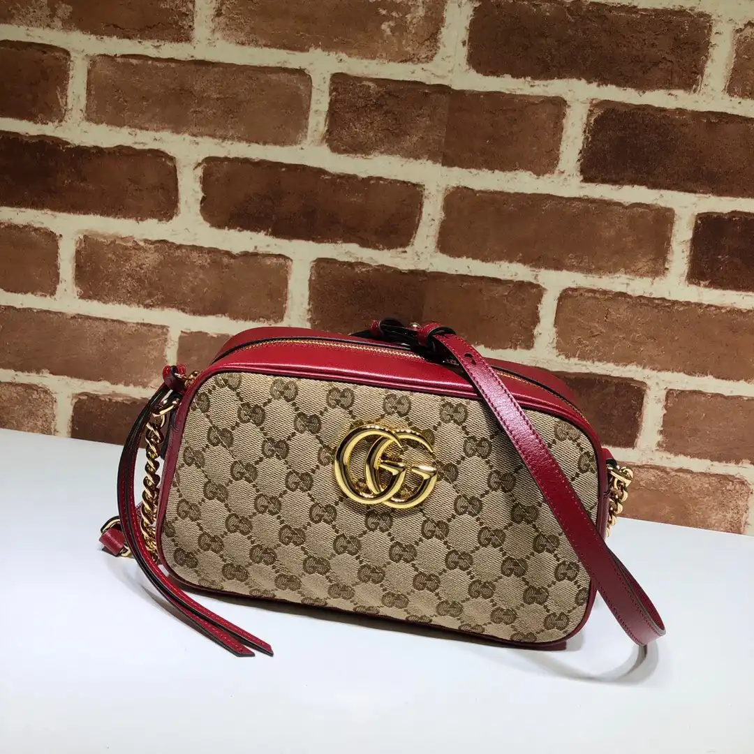 GUCCI GG Marmont small shoulder bag