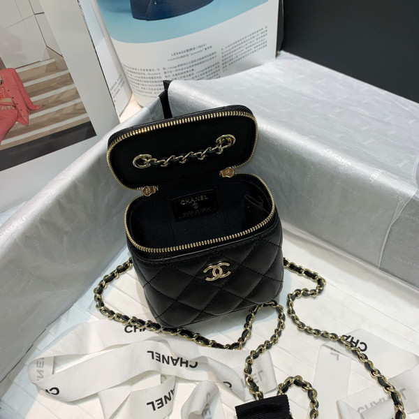 HOT SALE CL SMALL VANITY WITH CHAIN