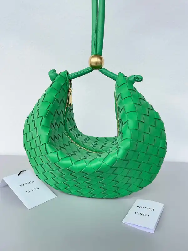 Frstbag ru BOTTEGA VENETA Turn