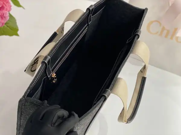 CHLOÉ large woody tote bag