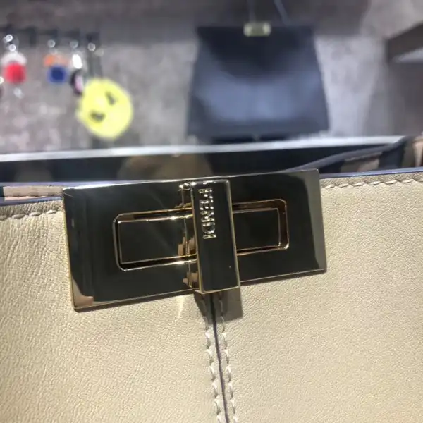 Bagsoffer yupoo FENDI PEEKABOO BAG