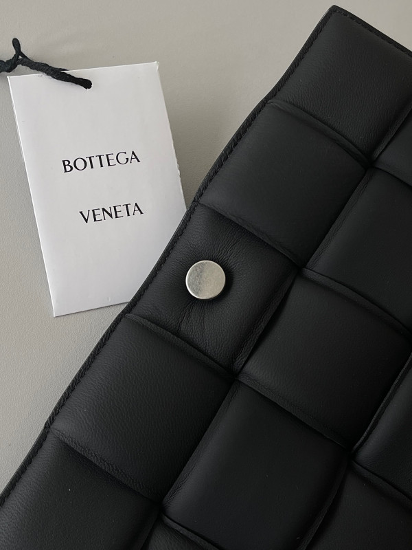 HOT SALE BOTTEGA VENETA THE CHAIN CASSETTE