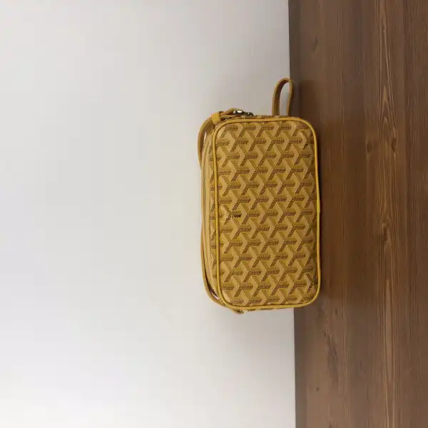 Bagsoffer GOYARD CAPVERT BAG