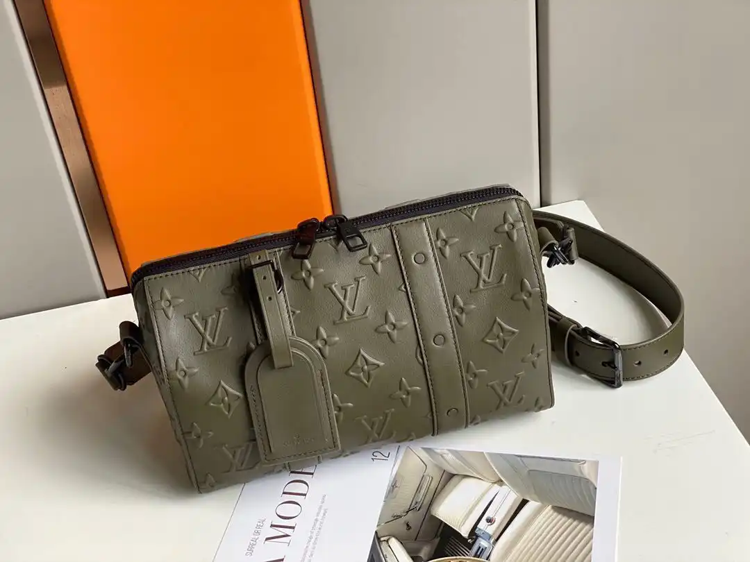 LOUIS VUITTON CITY KEEPALL