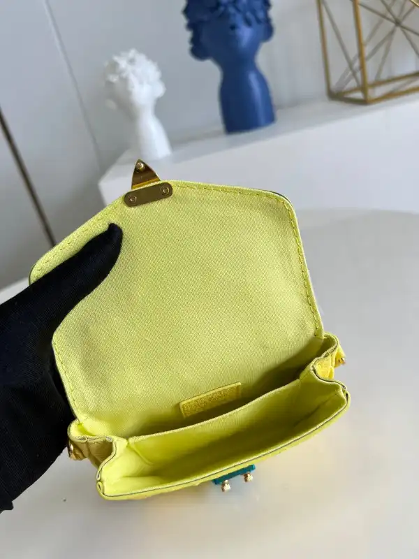 Frstbag ru Louis Vuitton MICRO METIS