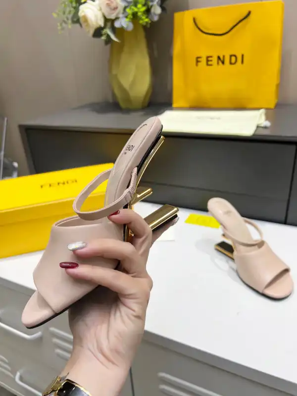 Bagsoffer Fendi First