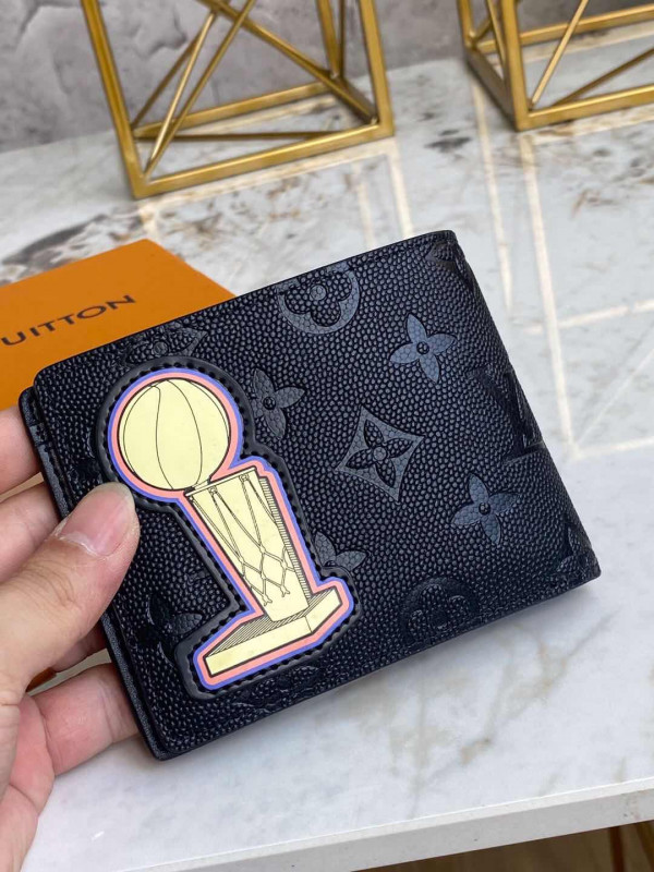 HOT SALE LOUIS VUITTON LVXNBA MULTIPLE WALLET