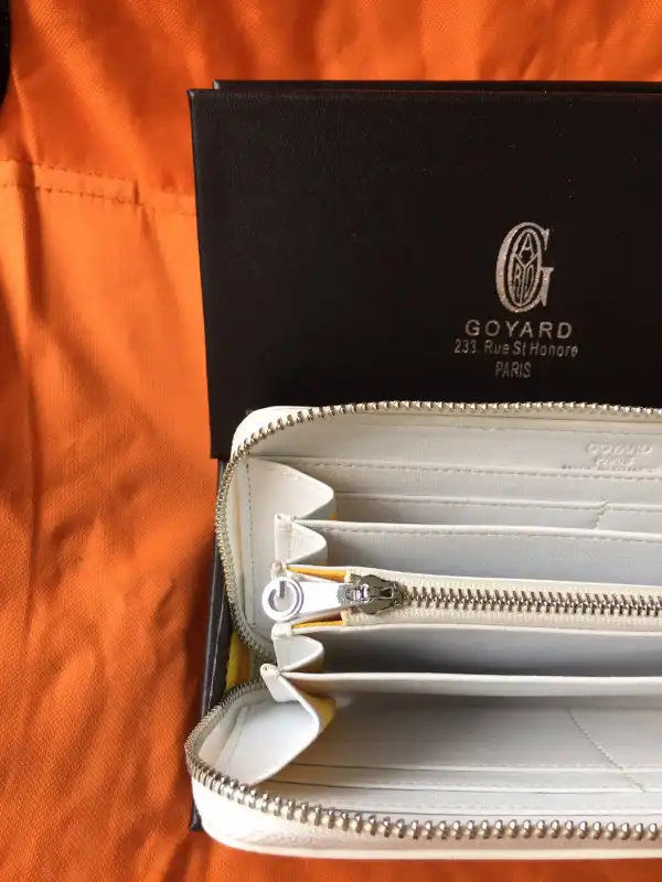 Firstbag Ru GOYARD ZIPPY WALLET