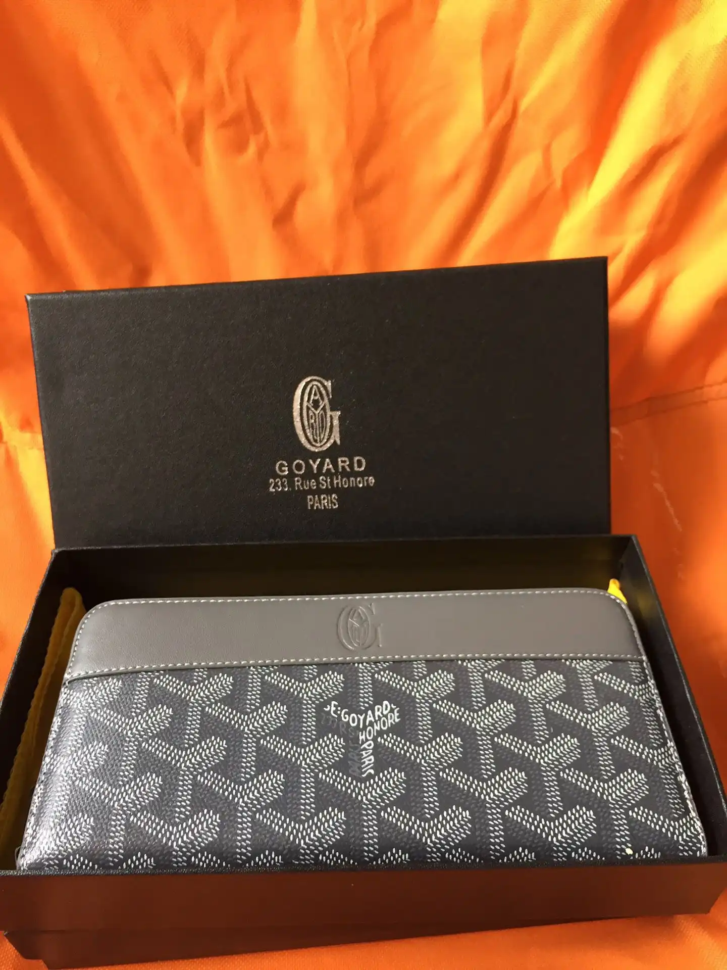 GOYARD ZIPPY WALLET