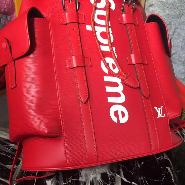 Frstbag ru Louis Vuitton Supreme backpack