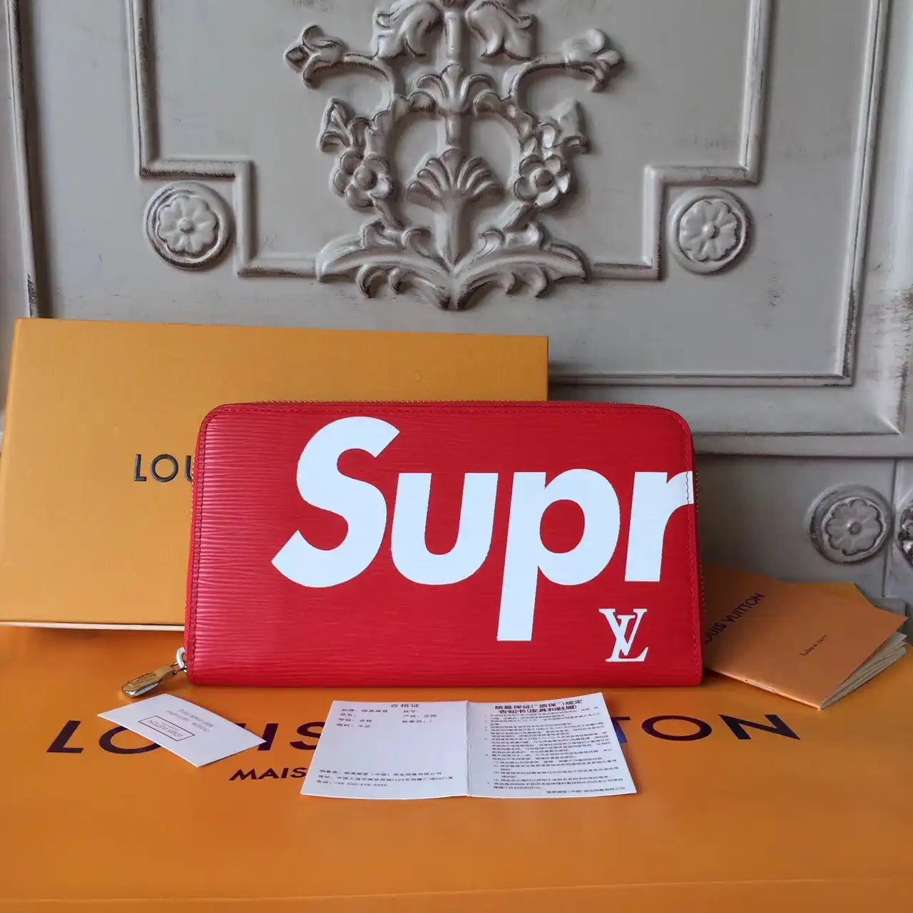 First bag ru Louis Vuitton supreme Zip wallet