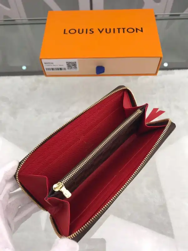 Cheap LOUIS VUITTON ZIPPY