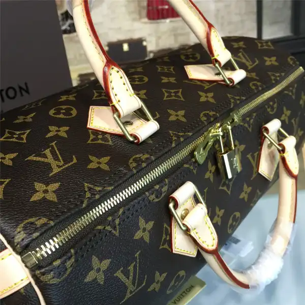 You get luxury for less. Shop now for the best deals on fake Louis bags. LOUIS VUITTON SPEEDY BANDOULIERE 35