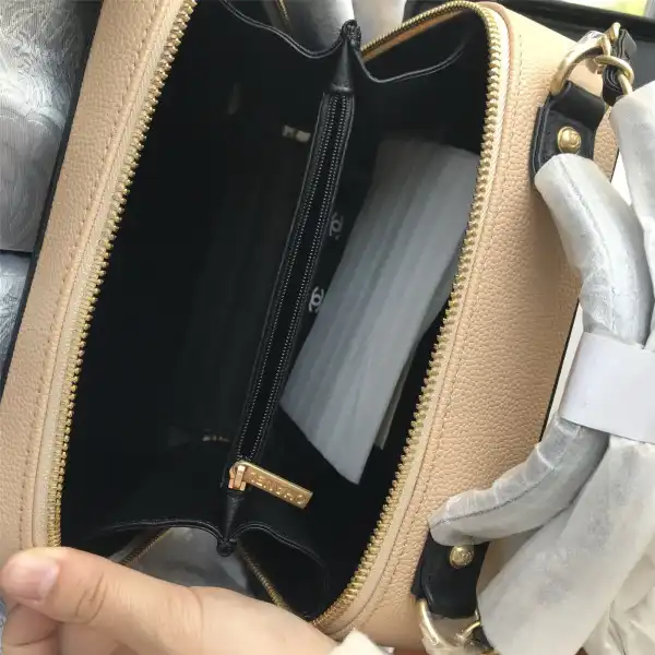 CHANEL VANITY CASE