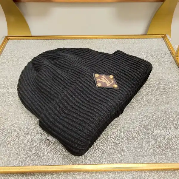 LOUIS VUITTON HAT