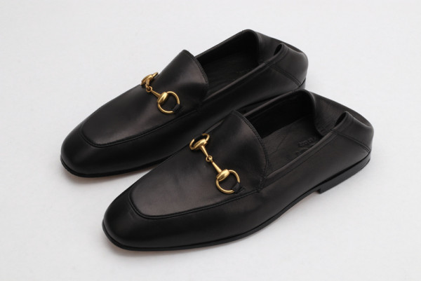 HOT SALE GUCCI Horsebit leather loafer