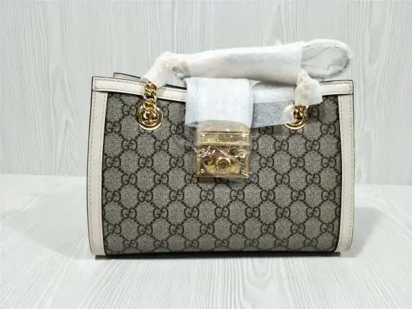 Frstbag ru Gucci Padlock