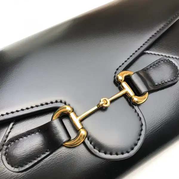 GUCCI 955 Horsebit wallet with chain