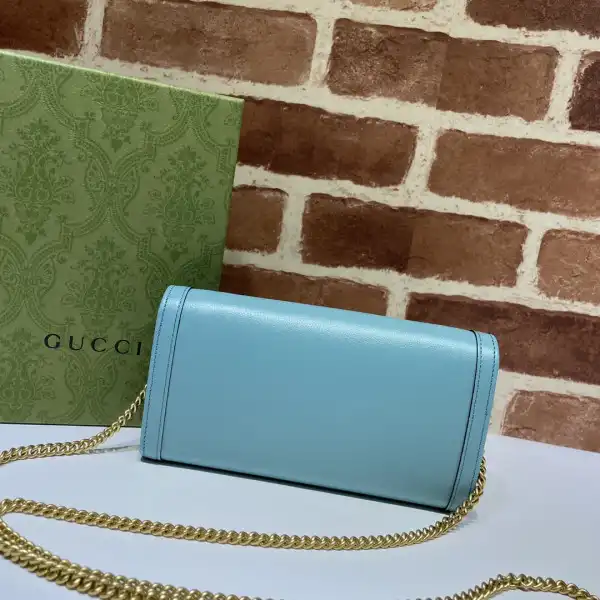 Gucci Diana chain wallet with bamboo