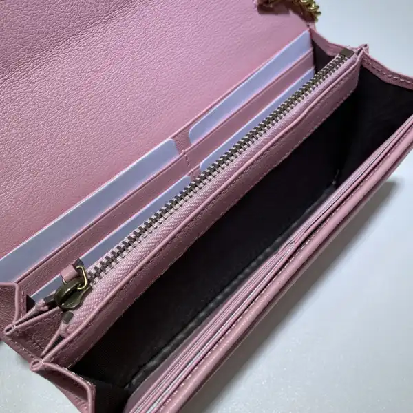 Gucci Diana chain wallet with bamboo