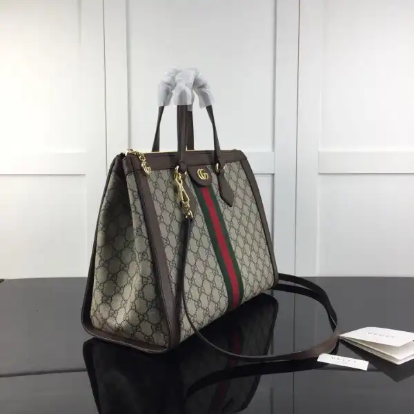 Gucci Ophidia GG medium tote bag