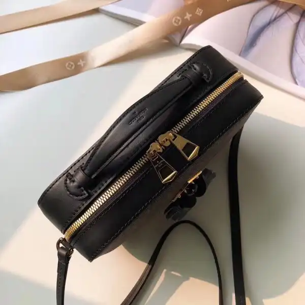 Cheap LOUIS VUITTON SAINTONGE