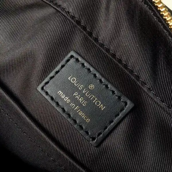 Aaa replica bags LOUIS VUITTON SAINTONGE