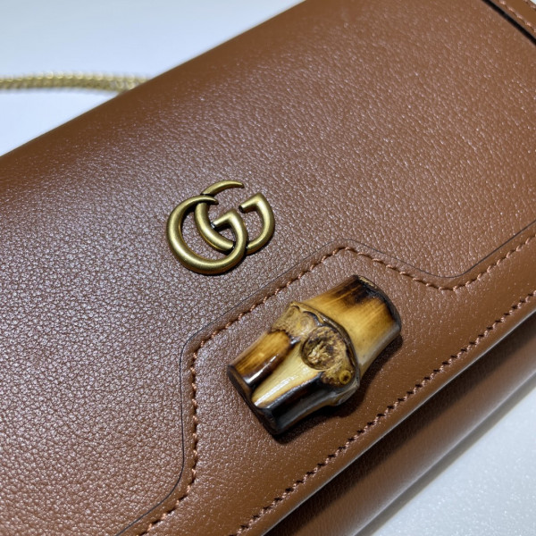 HOT SALE Gucci Diana chain wallet with bamboo