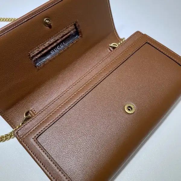 Gucci Diana chain wallet with bamboo