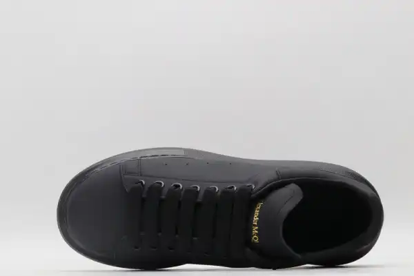 Yupoo bagsoffer ALEXANDER MCQUEEN Oversized Sneaker